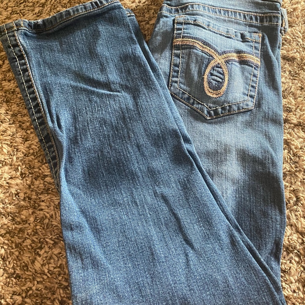 Straight cut jeans